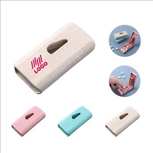 Small Pretty Pill Crusher With Stainless Steel Blade